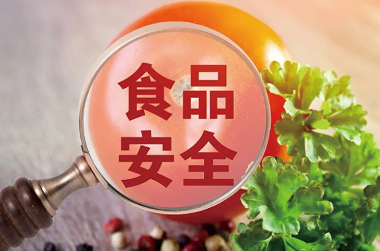 剛曝“鼠頭鴨脖”后，又現(xiàn)絕味鴨脖中的“手套”